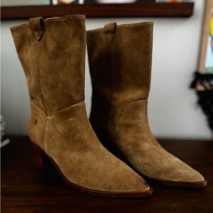 Frye Sadie Softy Mid Boots- Almond